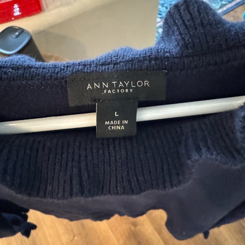 Ann Taylor Women's Navy Sweater